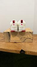 Load image into Gallery viewer, White Sicko x 424 Trail | Size 10 | New