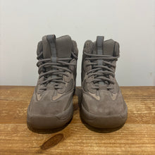 Load image into Gallery viewer, Yeezy DSRT Boot | 9M | USED