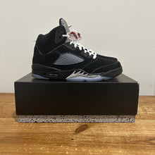 Load image into Gallery viewer, AJ5 “Black Metallic” | 9.5M | Used