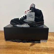 Load image into Gallery viewer, Metallic Jordan 5 | Sz 12 | worn 1X