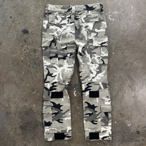 Balenciaga Camo Pants | M | Preown