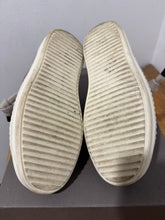 Load image into Gallery viewer, Jumbo Lace Rick Owens | Size 38 | Preown