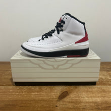 Load image into Gallery viewer, Air Jordan 2 Chicago | 8M | Preown