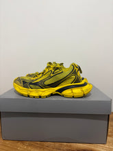 Load image into Gallery viewer, Balenciagia Track Shoes | 41 | Used