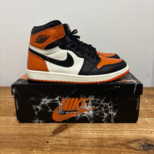 Load image into Gallery viewer, Jordan 1 ‘Shattered Backboards’ | Size 10.5 | Used