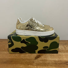 Load image into Gallery viewer, Bapesta Low “Gold” | 9M | Worn 1X