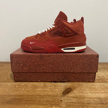 Load image into Gallery viewer, AJ4 Nigel Sylvester | 10.5M | Preowned