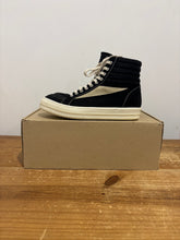 Load image into Gallery viewer, Rick Owens Lido Sneakers Hi | 42 (9M) | Used