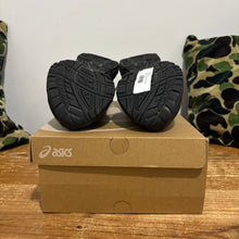 Load image into Gallery viewer, Black Gel Kayano ASICS | Size 9.5 | Preown