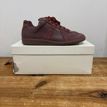Load image into Gallery viewer, Maison Margiela Gats | 41 | Brand New
