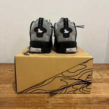 Load image into Gallery viewer, Sickö Hiking Shoes | 8M | New
