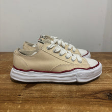 Load image into Gallery viewer, Maison Miharas | 41 | Used