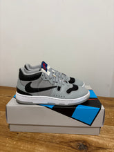 Load image into Gallery viewer, Travis x Mac Attack | Sz 8.5 | Used