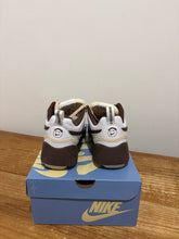 Load image into Gallery viewer, Travis Scott Nike x Zoom Field Jack | Sz 8.5 | New
