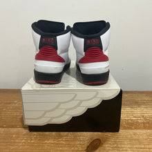 Load image into Gallery viewer, Air Jordan 2 Chicago | 8M | Preown