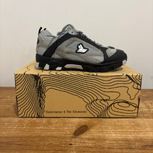 Load image into Gallery viewer, Sickö Hiking Shoes | 8M | New