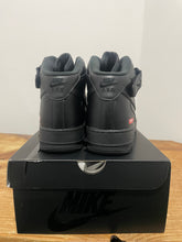 Load image into Gallery viewer, Supreme x Nike AF-1 “Black” (Sz 10)