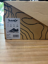 Load image into Gallery viewer, Sickö x Vessel Hiking Shoes | 9M | BRAND NEW