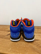 Load image into Gallery viewer, Jordan 8 ‘Dornbecher’ | 10.5M | Used