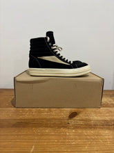 Load image into Gallery viewer, Rick Owens Lido Sneakers Hi | 42 (9M) | Used