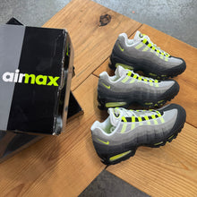 Load image into Gallery viewer, Nike Airmax 95 OG Big Bubble Neon | New