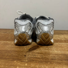 Load image into Gallery viewer, Bottega Orbits | 43 | Used |