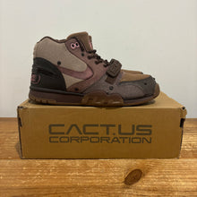 Load image into Gallery viewer, TS x Air Trainer 1 | 8.5M | Worn 1x
