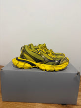 Load image into Gallery viewer, Balenciagia Track Shoes | 41 | Used