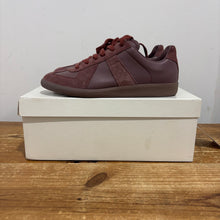 Load image into Gallery viewer, Maison Margiela Gats | 41 | Brand New