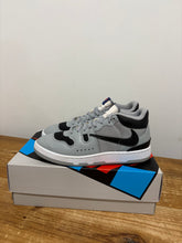 Load image into Gallery viewer, Travis x Mac Attack | Sz 8.5 | Used
