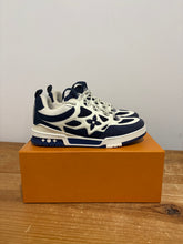 Load image into Gallery viewer, Virgil LV Navy Skate Trainers | Size 11 | Preown