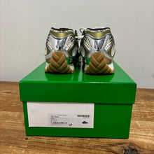 Load image into Gallery viewer, Bottega Veneta | Size 43 | New