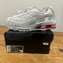 Load image into Gallery viewer, Nike Supreme x Shox Ride 2 White (Sz11)