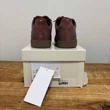 Load image into Gallery viewer, Maison Margiela Gats | 41 | Brand New