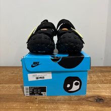 Load image into Gallery viewer, CPFM Flea 2 Market ‘Black’ | 9.5M | Used