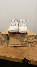 Load image into Gallery viewer, White Sicko x 424 Trail | Size 10 | New