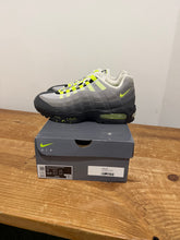 Load image into Gallery viewer, Airmax 95 Neon | Sz 11 | Preown